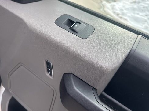 Used 2016 Ford F150 XL w/ Equipment Group 101A Mid image 29