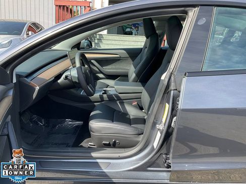 Used 2023 Tesla Model 3 Standard Range image 14