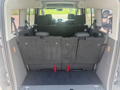 Used 2020 Ford Transit Connect XL FWD image 8