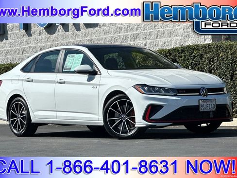 Used 2025 Volkswagen Jetta GLI Autobahn image 1