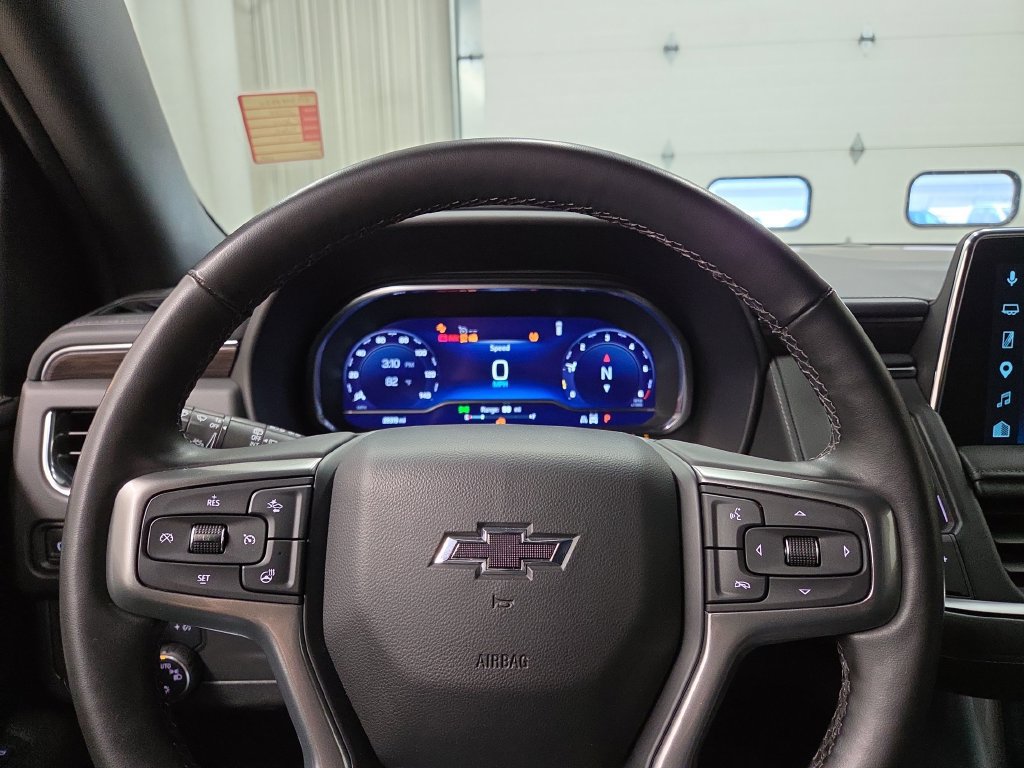 Used 2024 Chevrolet Tahoe Z71 w/ Luxury Package AWD/4WD image 23