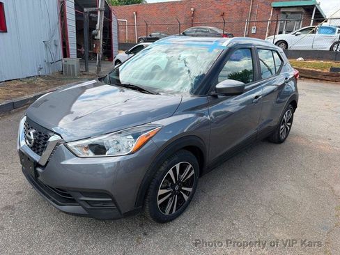 Used 2020 Nissan Kicks SV FWD image 23