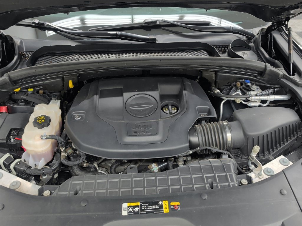 Used 2023 Jeep Grand Cherokee Summit AWD/4WD image 48