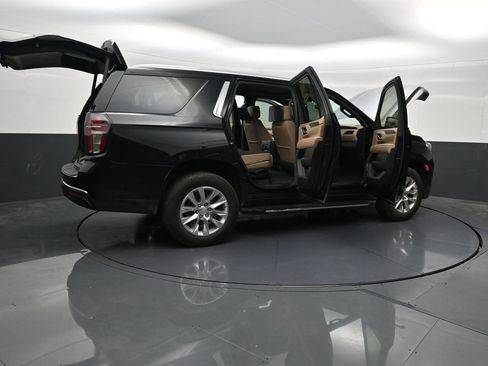 Used 2023 Chevrolet Tahoe Premier w/ Advanced Technology Package RWD image 32