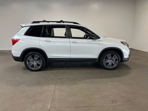 Used 2021 Honda Passport EX-L image 2