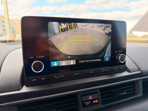 Certified 2023 Honda Pilot Sport image 19