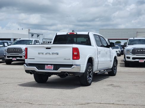 Used 2025 RAM 1500 Laramie AWD/4WD image 7
