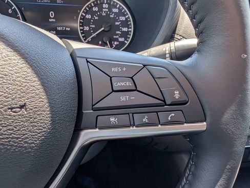 Used 2025 Nissan Sentra SV w/ All-Weather Package FWD image 29
