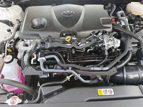 Used 2025 Toyota Camry SE FWD image 34