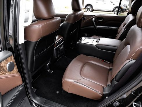 Used 2022 INFINITI QX80 Premium Select w/ Cargo Package image 41