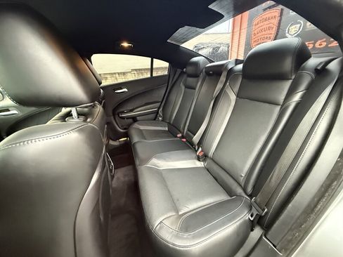 Used 2016 Dodge Charger R/T w/ Plus Group image 25