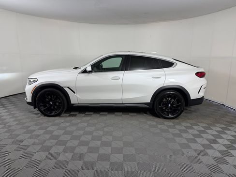 Certified 2023 BMW X6 xDrive40i w/ Premium Package AWD/4WD image 2