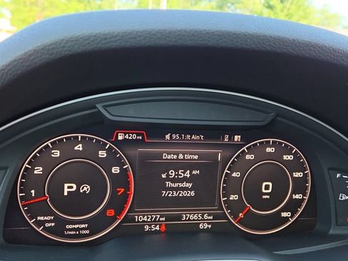 Used 2019 Audi Q7 3.0T Premium Plus w/ Premium Plus Package AWD/4WD image 9
