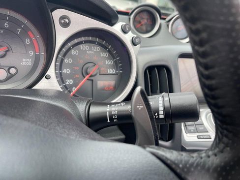 Used 2019 Nissan 370Z Touring RWD image 20