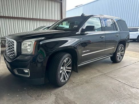 Used 2019 GMC Yukon Denali w/ Denali Ultimate Package AWD/4WD image 14