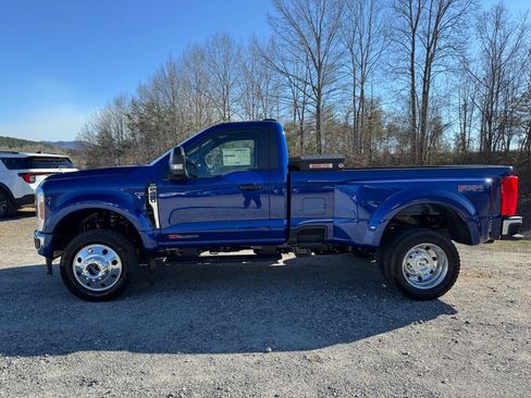 New 2026 Ford F450 XLT w/ FX4 Off-Road Package image 4