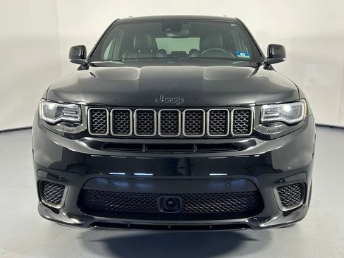 Used 2018 Jeep Grand Cherokee Trackhawk AWD/4WD image 2
