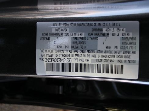 Used 2024 MAZDA MAZDA3 s image 39