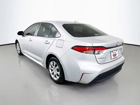 Used 2024 Toyota Corolla LE FWD image 7