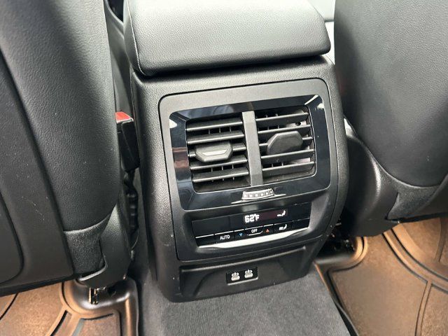 Certified 2024 BMW X3 xDrive30i w/ M Sport Package AWD/4WD image 19