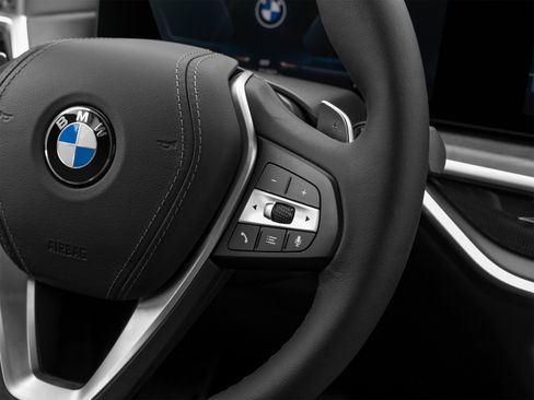 Used 2026 BMW X5 xDrive50e AWD/4WD image 42