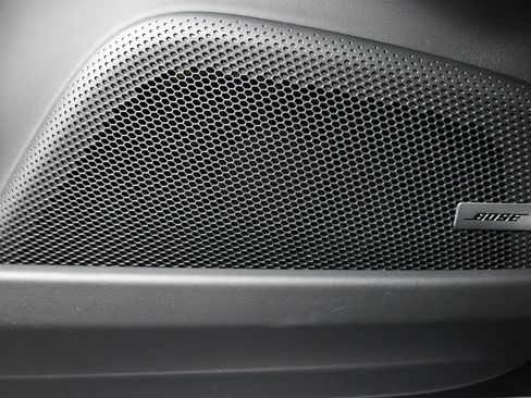 Used 2025 Porsche Panamera image 16