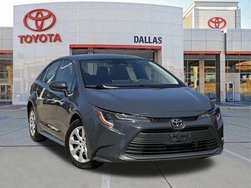 Used 2024 Toyota Corolla LE FWD image 1