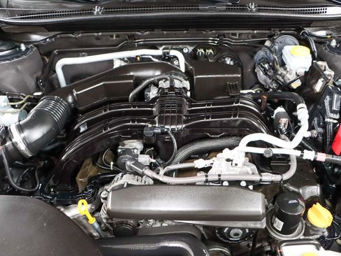 Used 2023 Subaru Outback Premium image 29