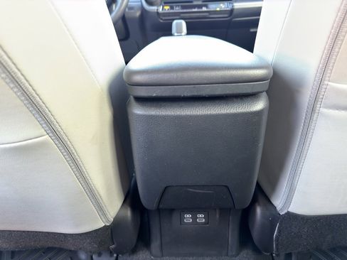 Used 2024 Toyota Prius Limited image 21