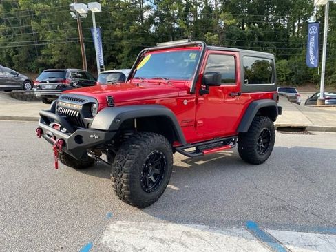 Used 2017 Jeep Wrangler Sport w/ Quick Order Package 24S AWD/4WD image 3