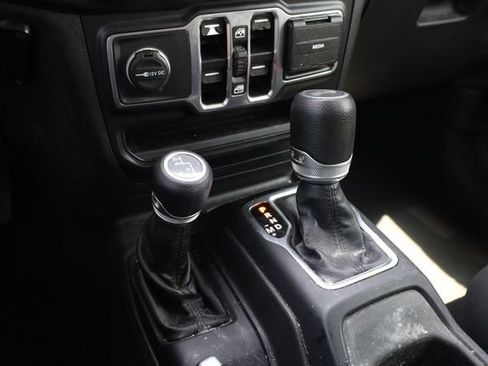 Used 2021 Jeep Wrangler Unlimited Sport AWD/4WD image 20