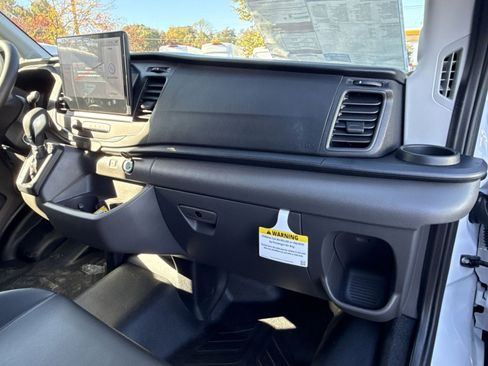 New 2026 Ford Transit 250 Base image 31