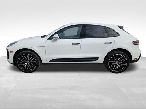 Used 2022 Porsche Macan image 4