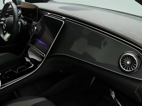 Used 2023 Mercedes-Benz EQE AMG 4MATIC Sedan image 21