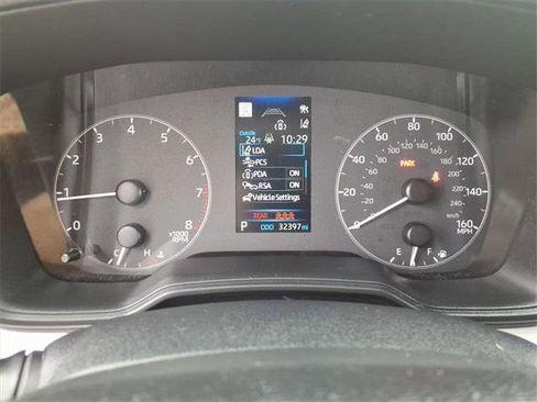 Certified 2023 Toyota Corolla SE image 9