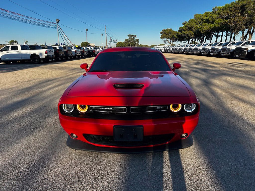 Used 2022 Dodge Challenger GT RWD image 8