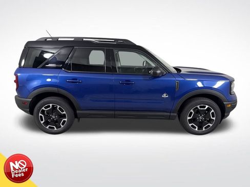 Used 2024 Ford Bronco Sport Outer Banks image 2
