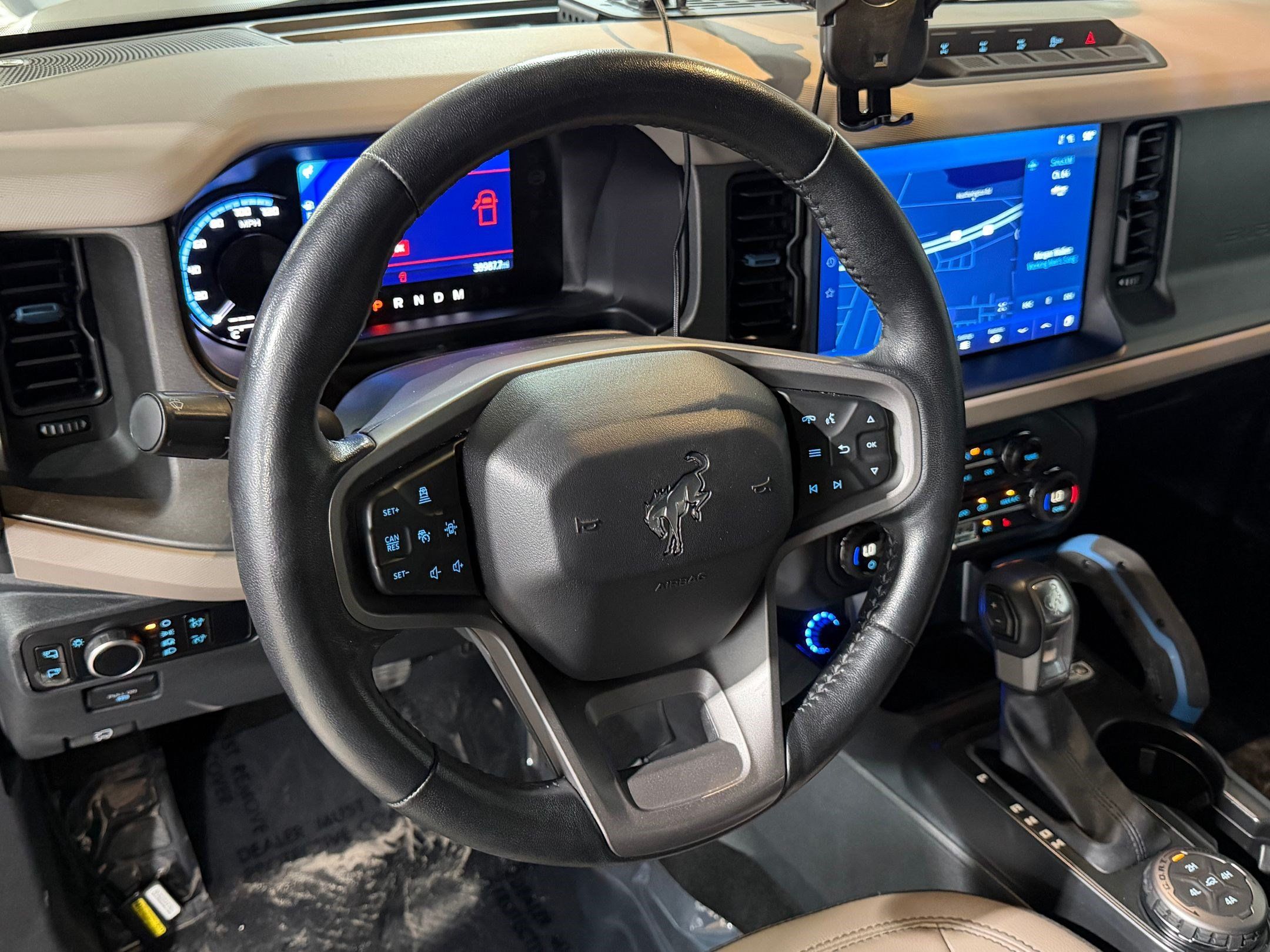Used 2024 Ford Bronco Wildtrak AWD/4WD image 4