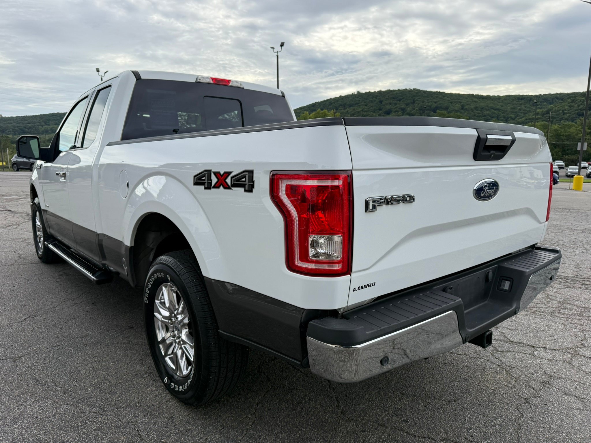 Used 2015 Ford F150 XLT w/ Equipment Group 302A Luxury AWD/4WD image 6