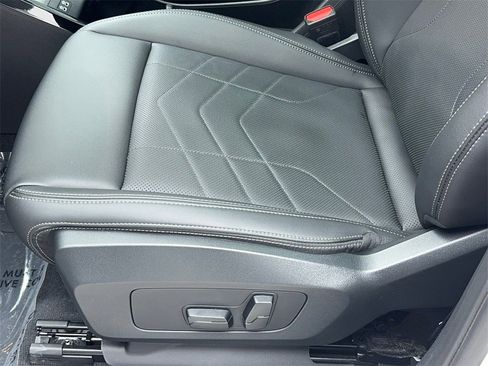 Used 2025 BMW X1 xDrive28i image 41