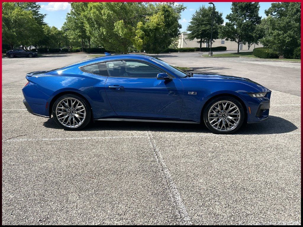 Used 2024 Ford Mustang GT Premium RWD image 8