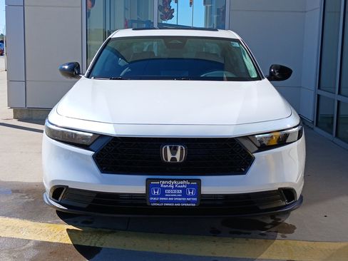 New 2025 Honda Accord LX image 4