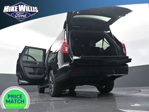 New 2026 Ford Expedition Max Platinum w/ Stealth Appearance Package image 30