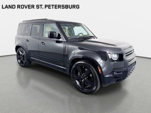 Used 2026 Land Rover Defender 110 X-Dynamic SE AWD/4WD image 3