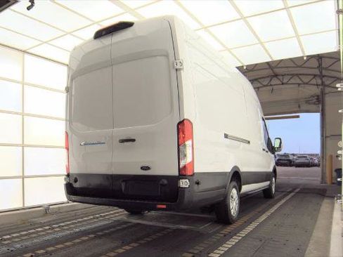 Used 2023 Ford E-Transit 148 High Roof Extended w/ Load Area Protection Package RWD image 4