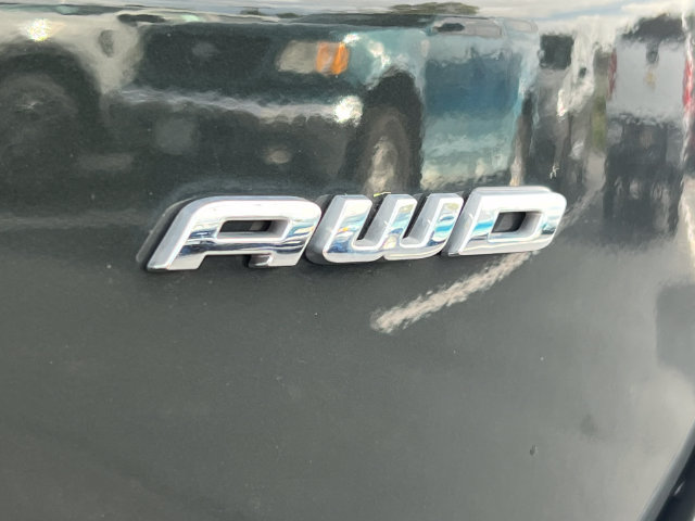 Certified 2024 Ford Edge SEL w/ Convenience Package AWD/4WD image 2