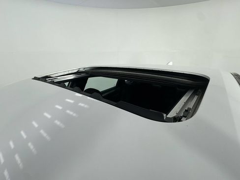Used 2019 Honda Civic Si image 25