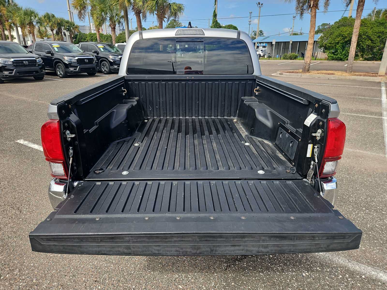 Used 2021 Toyota Tacoma SR5 RWD image 20