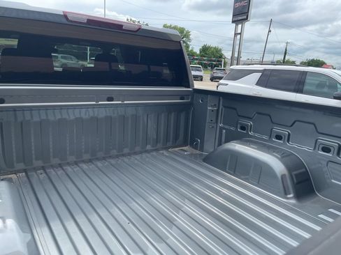 New 2026 GMC Sierra 1500 Elevation w/ X31 Off-Road Package AWD/4WD image 8