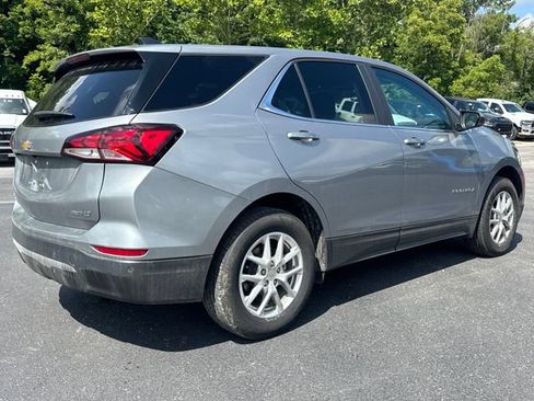 Used 2023 Chevrolet Equinox LT AWD/4WD image 8